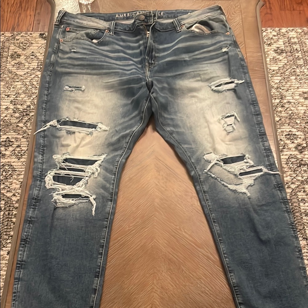 New American Eagle Outfitters Men's Blue Jeans 42/32 Athletic Fit No tags